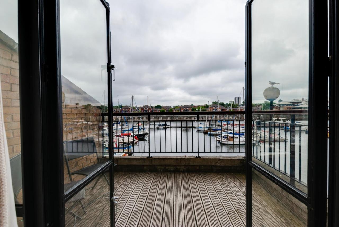 Base Serviced Apartments - The Docks Liverpool Ngoại thất bức ảnh